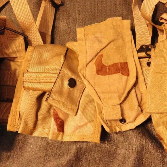 DCU DESERT CAMOUFLAGE FLC LBE LBV LOAD BEARING VEST COMBAT TACTICAL POUCHES 1917 - Picture 7 of 14